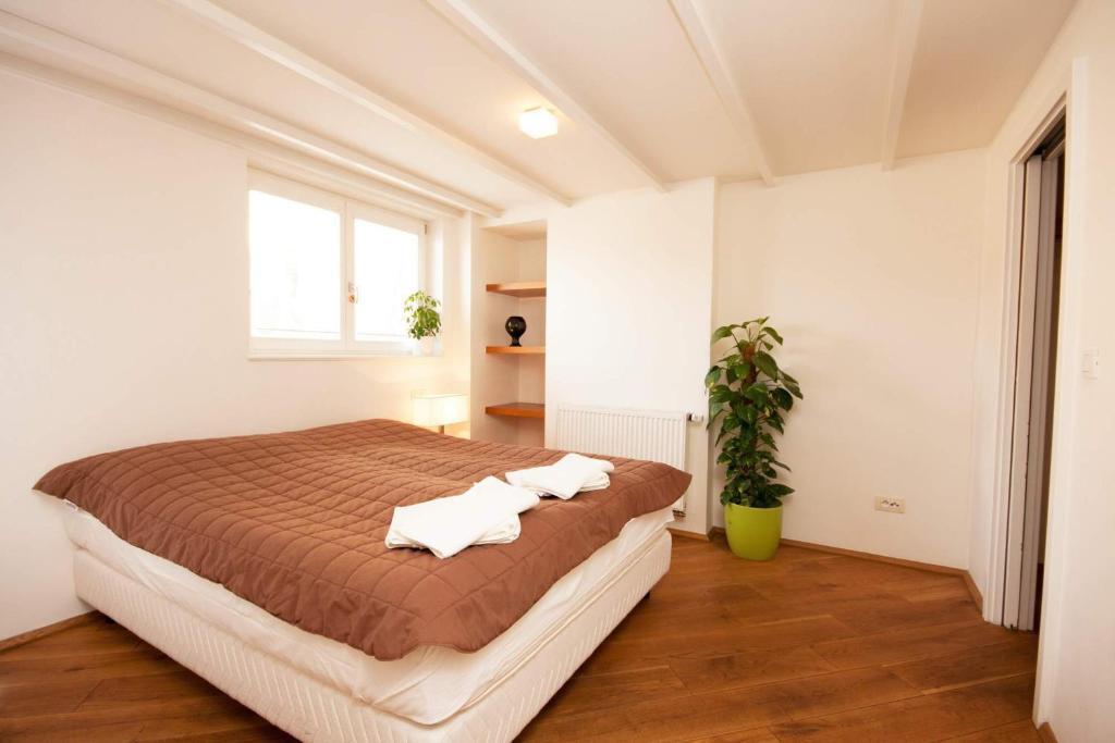 Apartamento Kozna Loft Praga Habitación foto